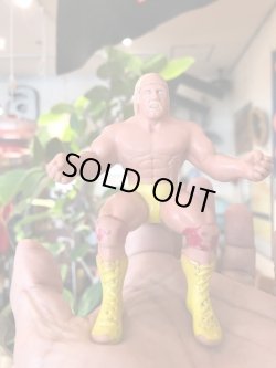 画像1: HULK HOGAN 1985 FINGER PUPPET FIGURE