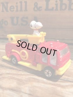 画像3: SNOOPY 1970'S "AVIVA DIECAST LADDER FIRE TRUCK 
