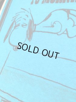 画像2: SNOOPY VINTAGE "ALLERGIC TO MORNING" FELT BANNER