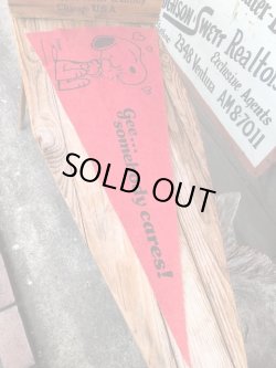 画像3: PEANUTS VINTAGE "SOMEBODY CARES" FELT BANNER