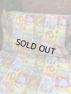 画像11: ANIMALS "MADE IN USA" VINTAGE PILLOW CASE #1