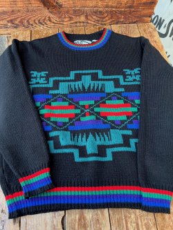 画像1: WILD THUNDER "MADE IN HUNGARY" NATIVE PATTERN KIDS 1980'S SWEATER