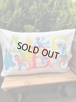 画像3: SESAME STREET "ABC" VINTAGE PILLOW CASE