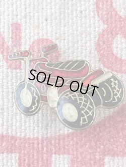 画像1: ALL TERRAIN BUGGY 1970'S D.STOCK PINS #1