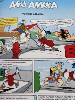 画像25: DISNEY "KAIKKIEN AIKOJEN  1930~2000'S ANKAN" FINNISH BOOK