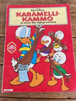 画像1: DISNEY "AKU ANKAN" KARAMELLIKAMMO FINNISH BOOK