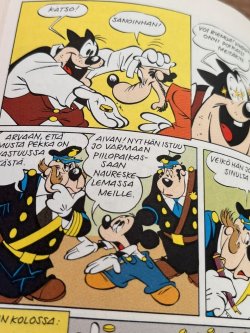 画像32: DISNEY "AKU ANKAN" KULTAKYLPY FINNISH BOOK