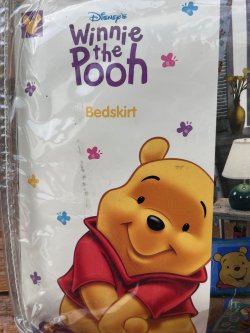 画像2: WINNIE THE POOH "MADE IN USA" D.STOCK TWIN BEDSKIRT #2