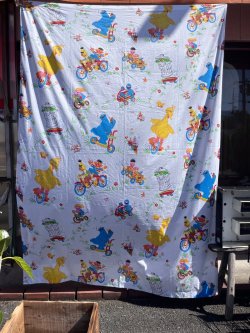画像2: SESAME STREET "MADE IN USA" VINTAGE TWIN FLAT SHEETS