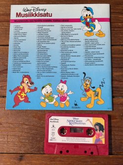 画像5: DISNEY "NOTRE DAMEN KELLONSOITTAJA" 1990'S FINNISH READING BOOK ＋ CASSETTE TAPE