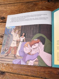 画像13: DISNEY "NOTRE DAMEN KELLONSOITTAJA" 1990'S FINNISH READING BOOK ＋ CASSETTE TAPE