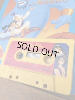 画像2: DISNEY "ALADDIN" 1990'S 1990'S FINNISH READING BOOK ＋ CASSETTE TAPE