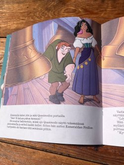 画像11: DISNEY "NOTRE DAMEN KELLONSOITTAJA" 1990'S FINNISH READING BOOK ＋ CASSETTE TAPE