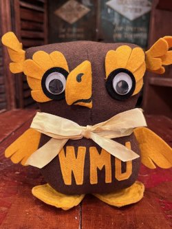 画像1: PERSONALITY PET VINTAGE  "WESTERN MICHIGAN UNIVERSITY"  COLLEGIATE MFG Co. DOLL