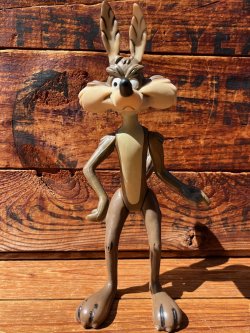 画像1: WILE E COYOTE 1968'S DAKIN FIGURE