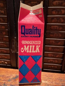 画像2: QUALITY DAIRY FARMS 1970'S MILK PAPER PACK #1