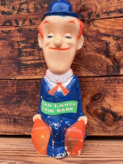 画像1: LAUREL AND HARDY "STAN LAUREL" 1962'S BANK FIGURE