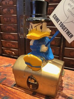画像4: SCROOGE McDUCK🚩 "MADE IN FINLAND" BANK FIGURE