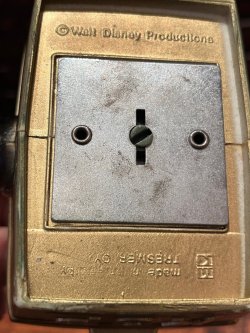 画像9: SCROOGE McDUCK🚩 "MADE IN FINLAND" BANK FIGURE