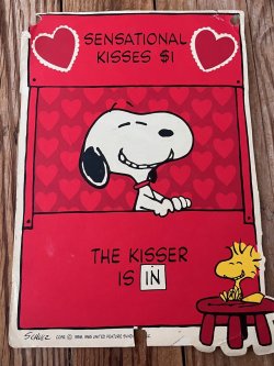 画像1: PEANUTS ”KISS SNOOPY" STORE DISPLAY