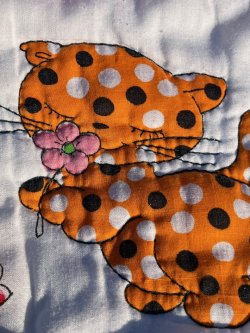 画像11: DREAM ANIMALS (ᵔᴥᵔ) VINTAGE  BABY QUILT BLANKET