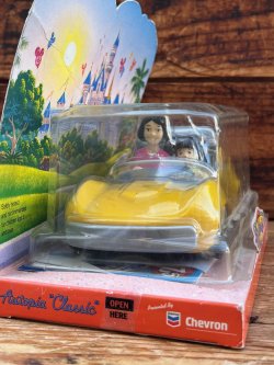 画像4: CHEVRON CARS "DISNEYLAND" 2000'S D.STOCK YELLOW CAR 