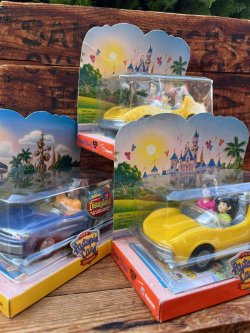 画像15: CHEVRON CARS "DISNEYLAND" 2000'S D.STOCK YELLOW CAR 