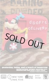 画像: GOOFY DELIVERY VAN 1960'S  SQUEEZE DOLL 