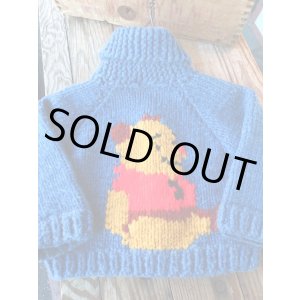 画像: WINNIE THE POOH KIDS VINTAGE COWICHAN SWEATER