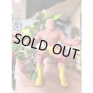 画像: HULK HOGAN 1985 FINGER PUPPET FIGURE