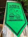 画像2: LINUS & SALLY VINTAGE "LOVE IS WALKING HAND-IN-HAND" FELT BANNER 