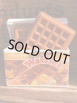 画像: FISHER-PRICE 1980'S FUN WITH FOOD WAFFLES & BOX PLAYSET