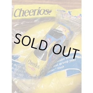 画像: HOT WHEELS × GENERAL MILLS "CHEERIOS" DODGE  INTREPID DIECAST