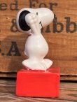 画像7: SNOOPY"EVERYBODY LOVES A WINNER" VINTAGE CERAMIC PEN HOLDER FIGURE