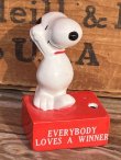 画像4: SNOOPY"EVERYBODY LOVES A WINNER" VINTAGE CERAMIC PEN HOLDER FIGURE