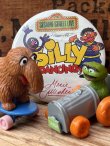 画像4: SESAME STREET" SILLY DANCING" 1980'S PINBACK BUTTON 