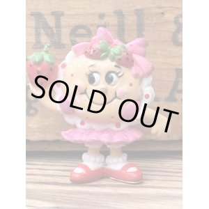 画像: IHOP "SUSIE STRAWBERRY"1990'S PVC FIGURE