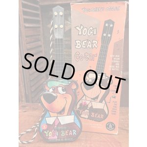 画像: YOGI BEAR "GE-TAR" 1960'S GUITAR TOY WITH BOX 