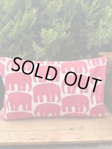 画像: FINLAYSON "RED ELEFANTTI" USED CUSHION 