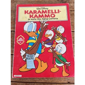 画像: DISNEY "AKU ANKAN" KARAMELLIKAMMO FINNISH BOOK