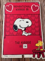 画像: PEANUTS ”KISS SNOOPY" STORE DISPLAY