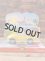 画像: CHEVRON CARS "DISNEYLAND" 2000'S D.STOCK YELLOW CAR #1