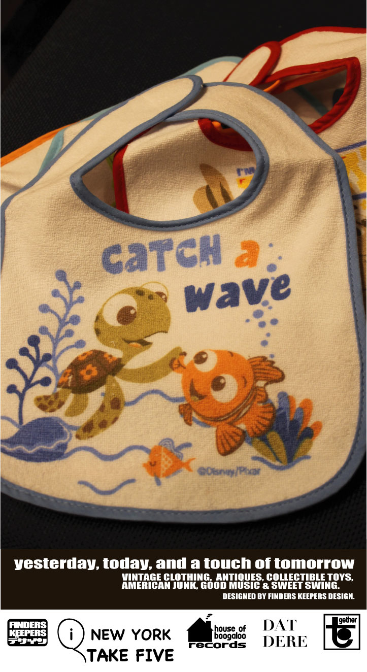 画像: NEMO "CATCH A WAVE" BABY BIB