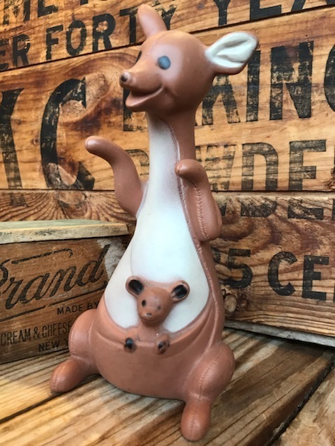 画像1: Kanga & Roo 1966 SQUEEZE TOY