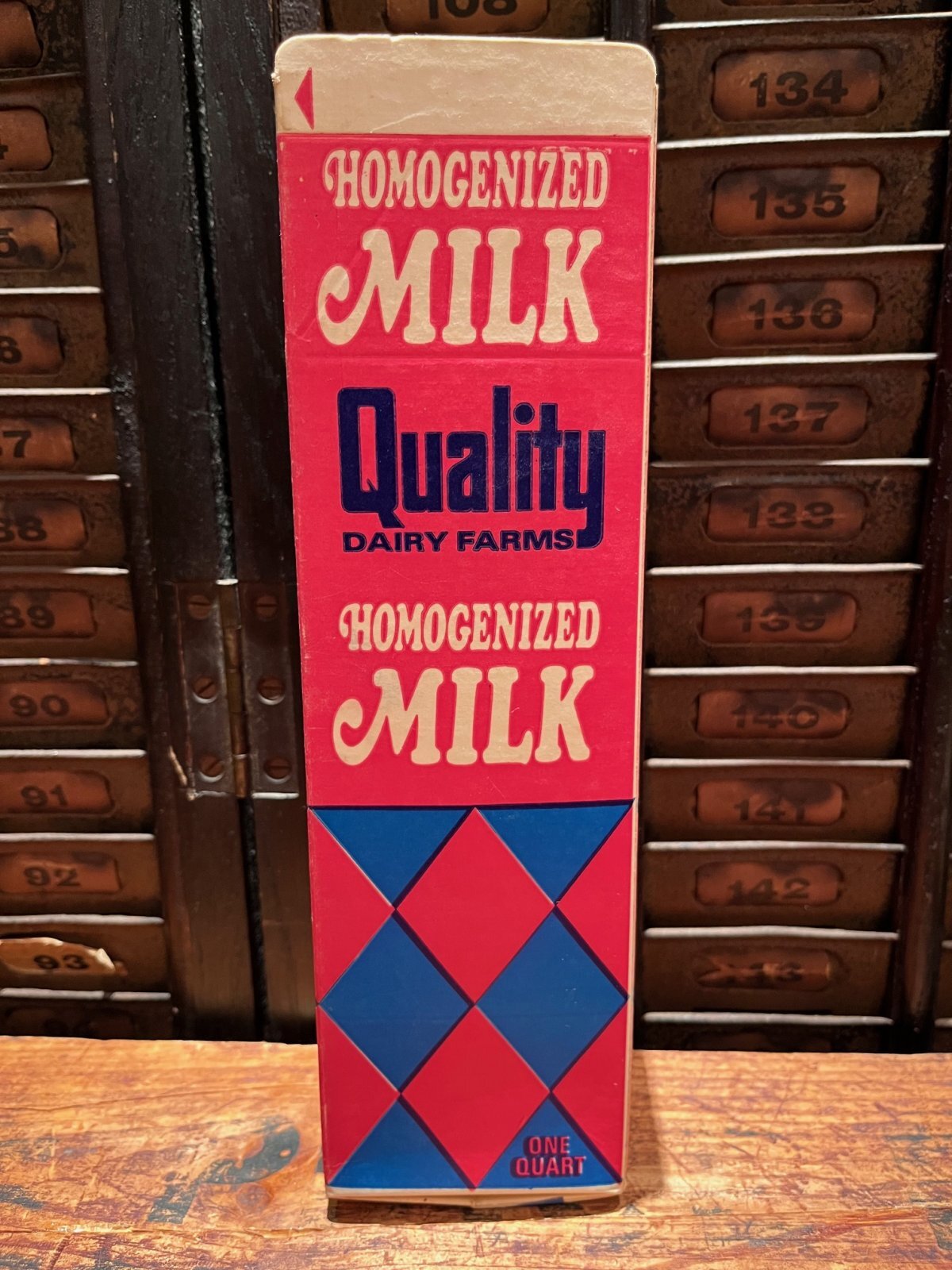 画像1: QUALITY DAIRY FARMS 1970'S MILK PAPER PACK #2