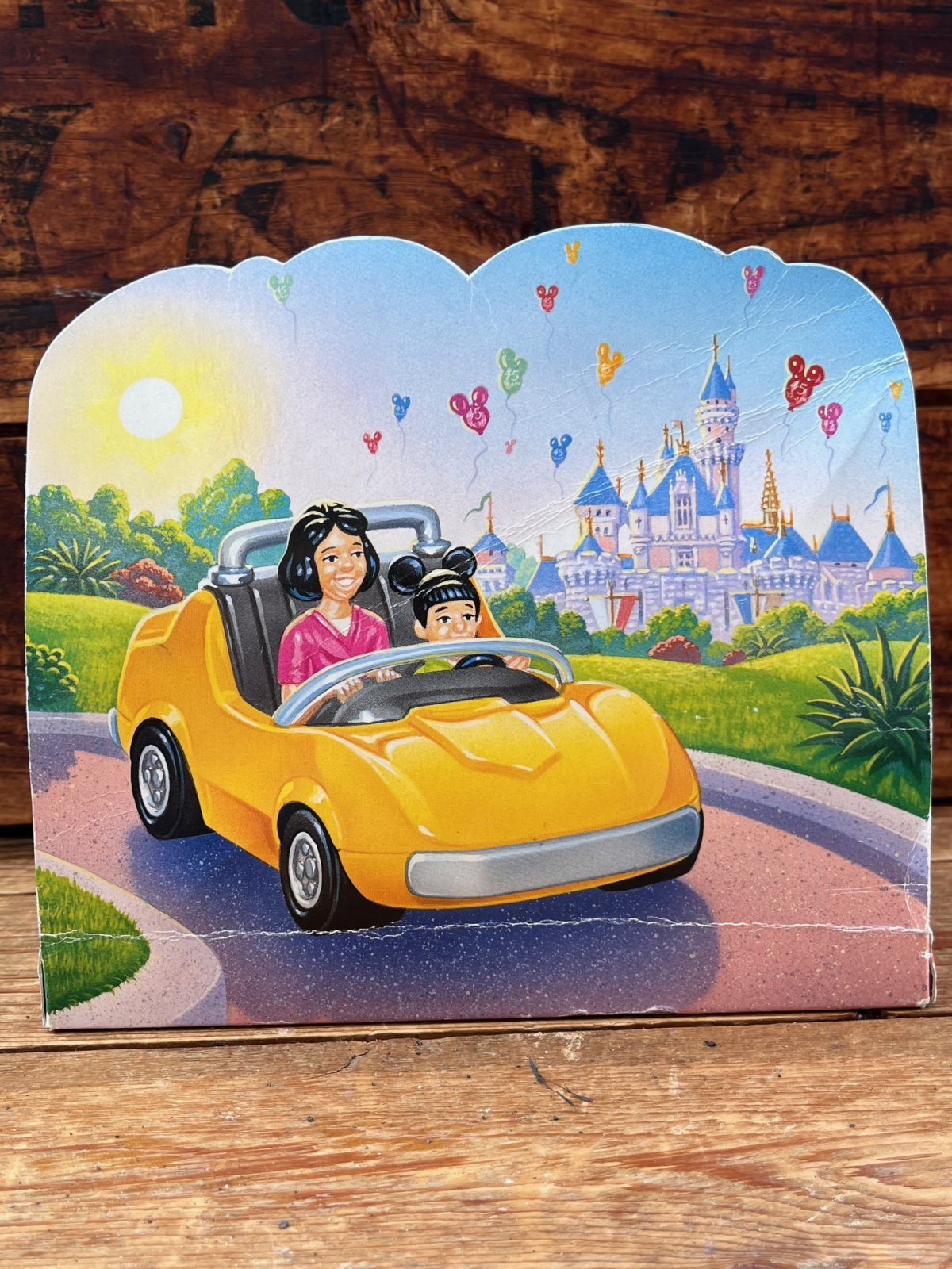 画像9: CHEVRON CARS "DISNEYLAND" 2000'S D.STOCK YELLOW CAR 